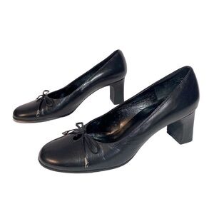 Etienne Aigner Annie Black Leather Pumps with Tie Accent Size 7M